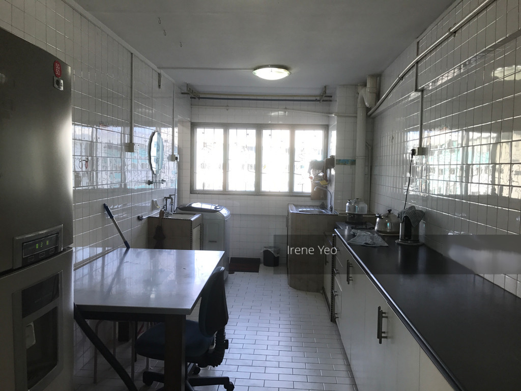 Hougang Avenue 8 thumbnail photo